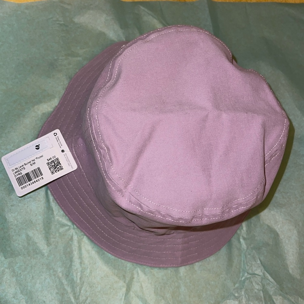 Lululemon Bucket Hat size S/M
